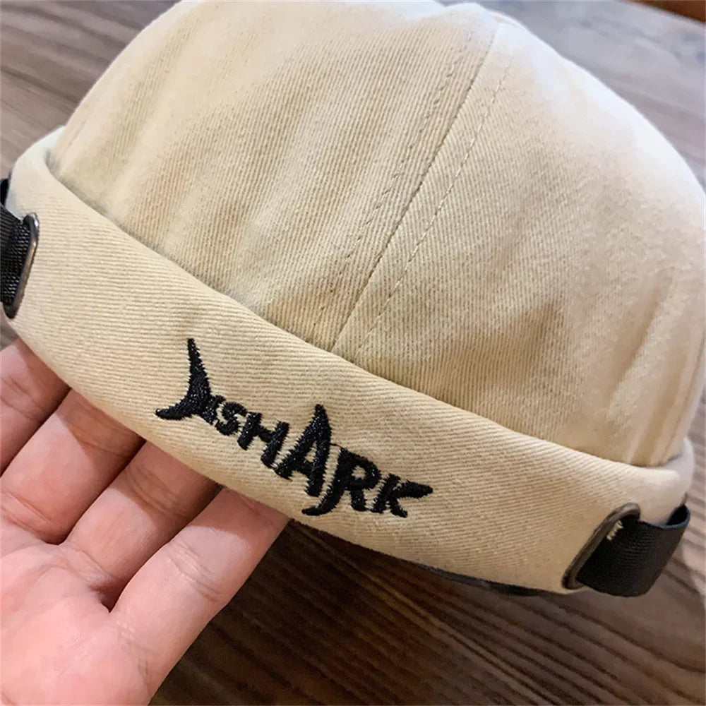 bonnet docker motif requin trendy