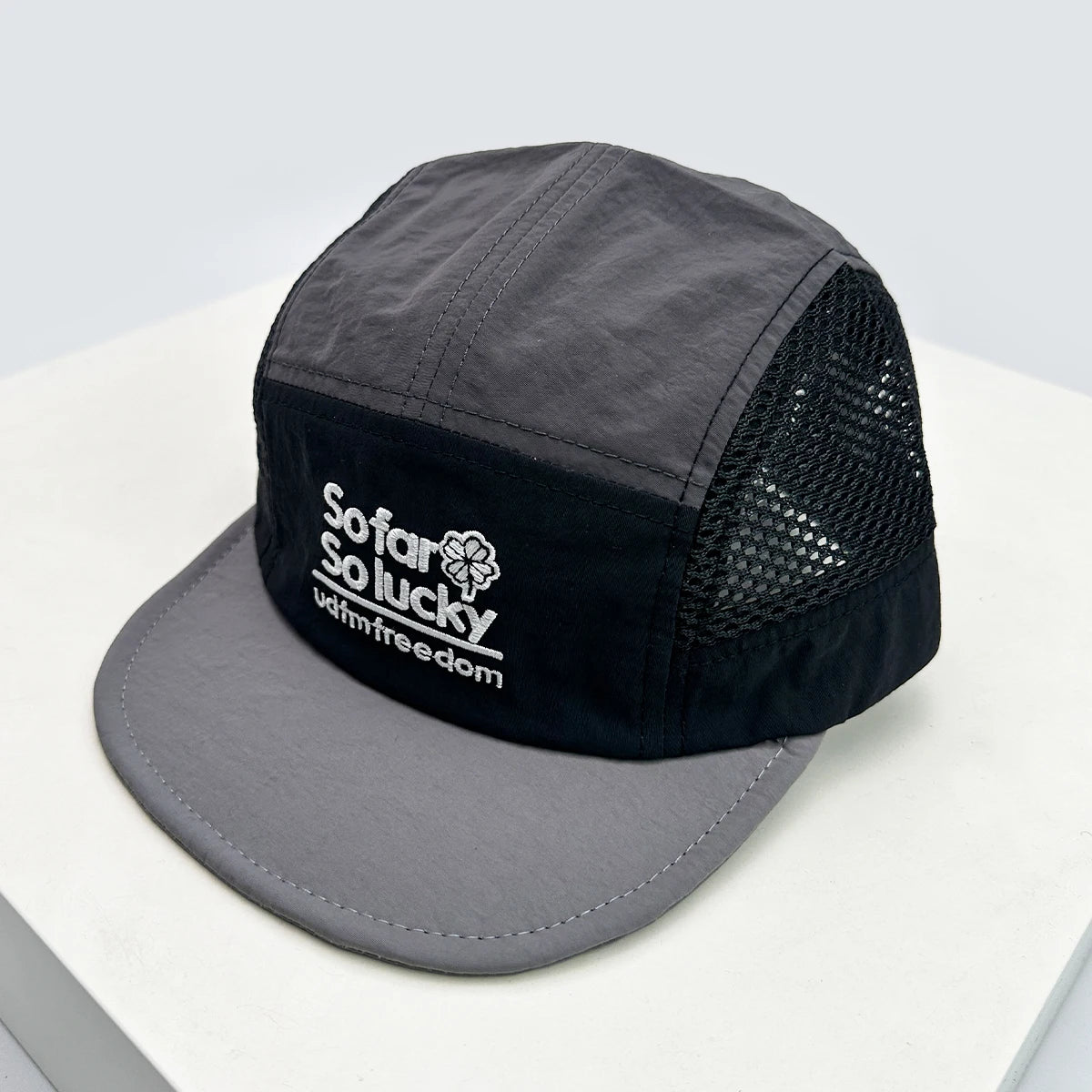 Casquette 5 panel respirante