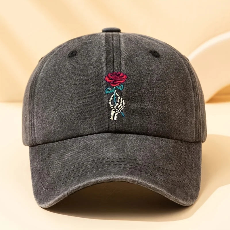 casquette brodée pour l'été rose