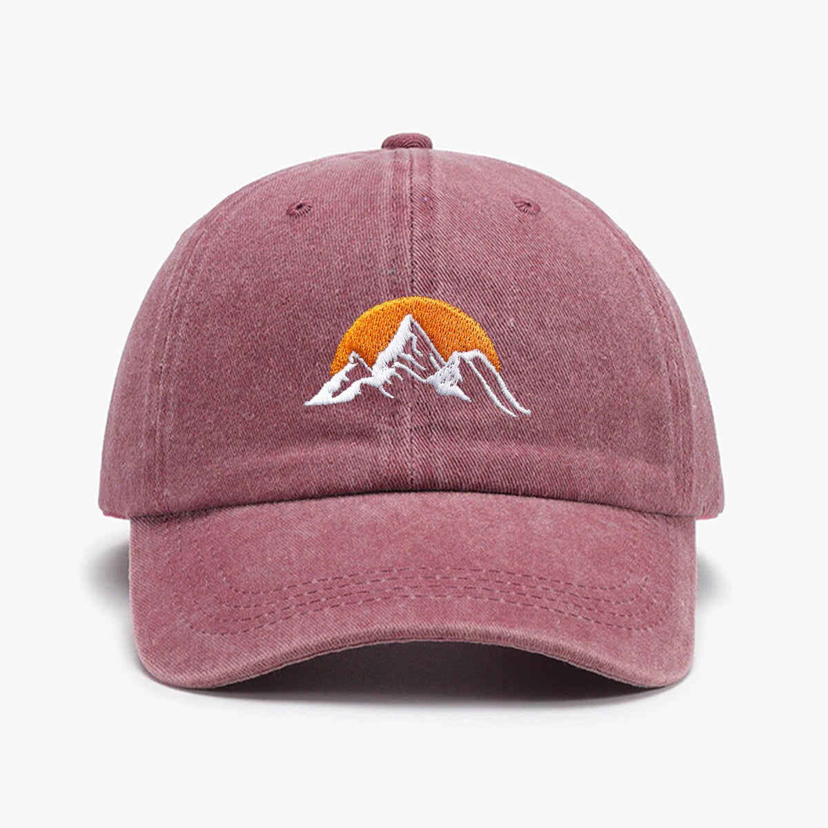 casquette brodée avec motif de soleil