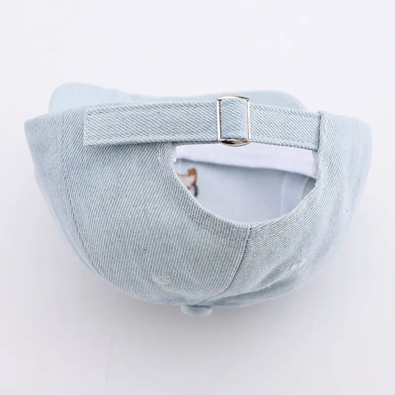 casquette en denim pour bébé