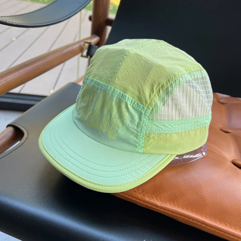 casquette légère cinq panneaux