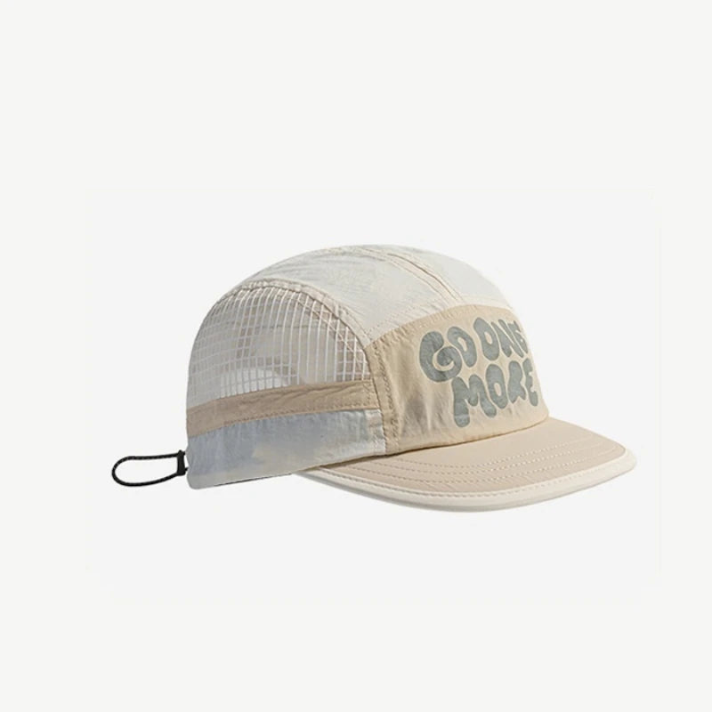 casquette minimaliste cinq panneaux