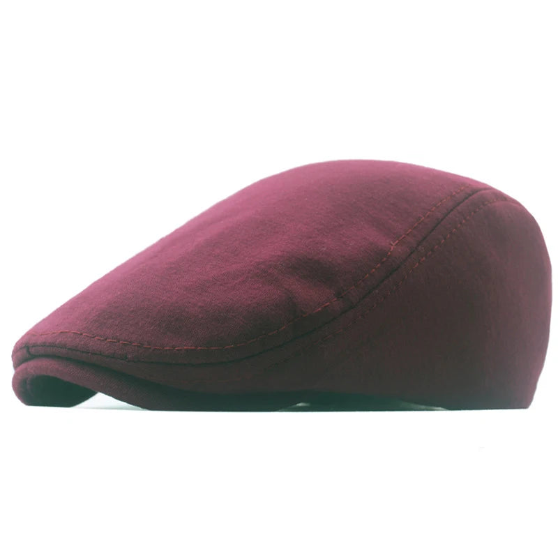 casquette plate accessible à tous les styles