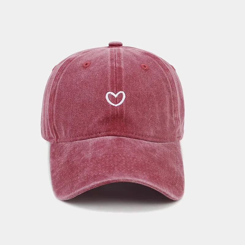 casquette tendance avec broderie cœur