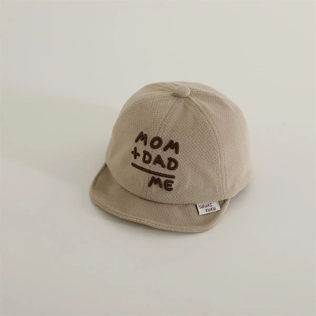 chapeau pour bébé avec broderie