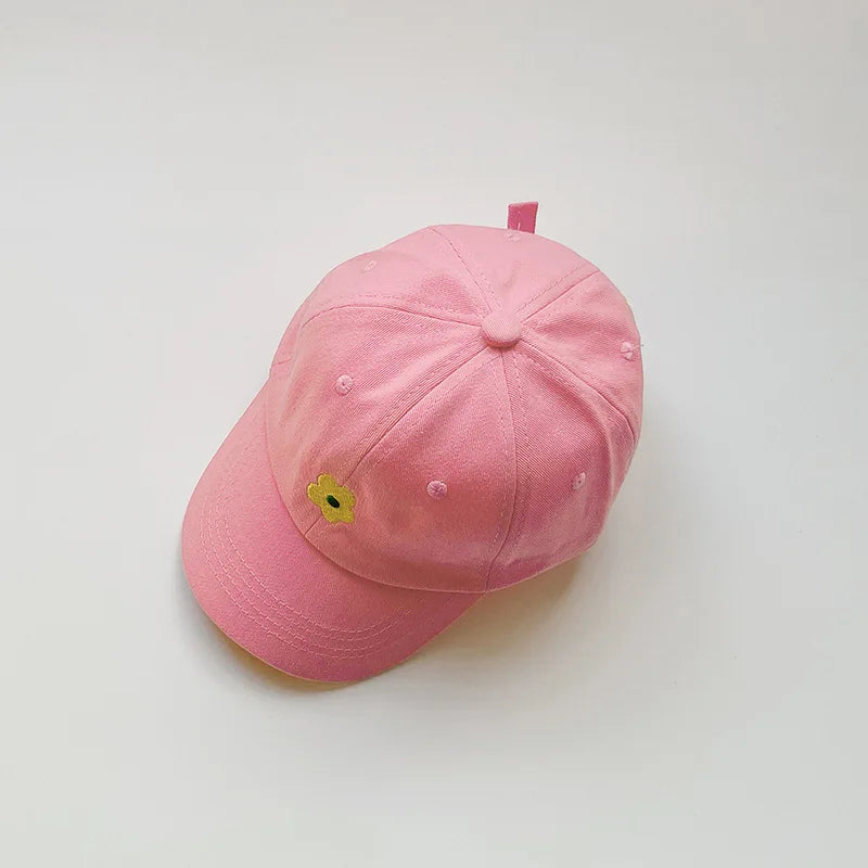 chapeau brodé motif floral pour enfant