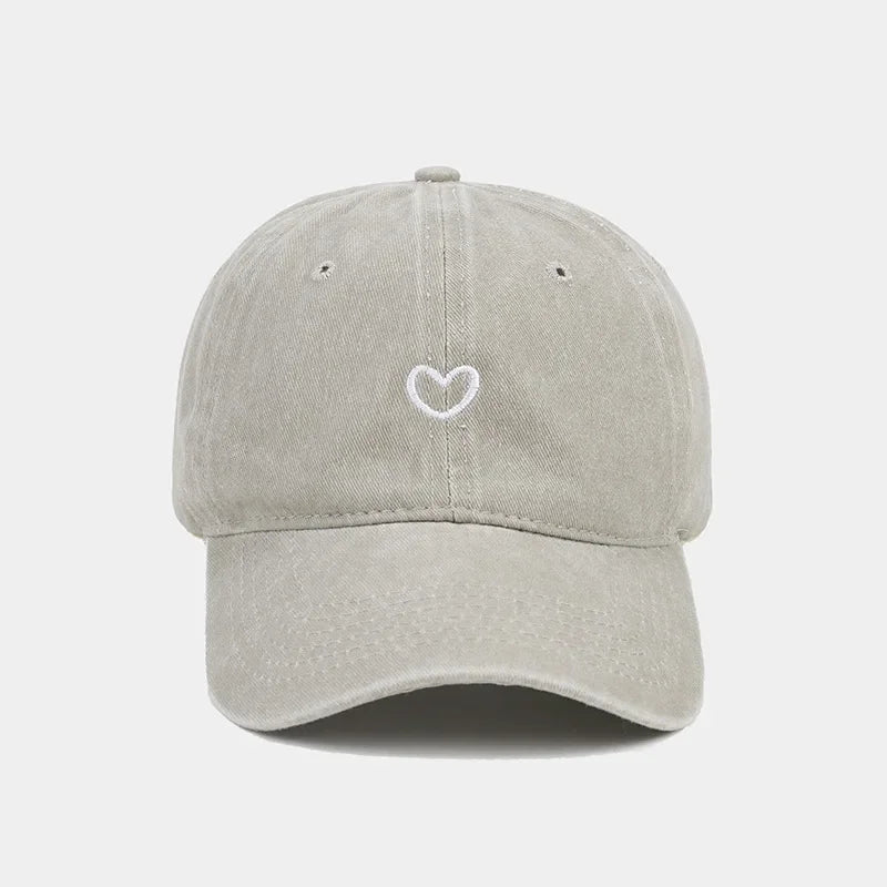 chapeau vintage en denim motif cœur